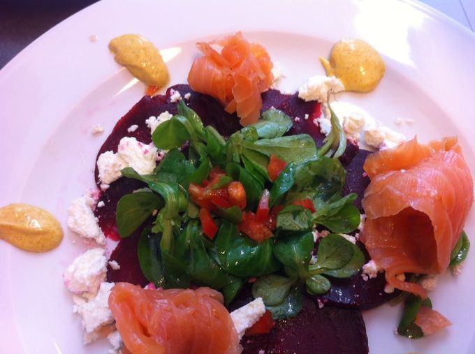 1496469_685669494799759_115714020_o