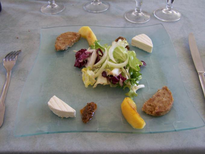 476977_571120766254633_1571696494_o